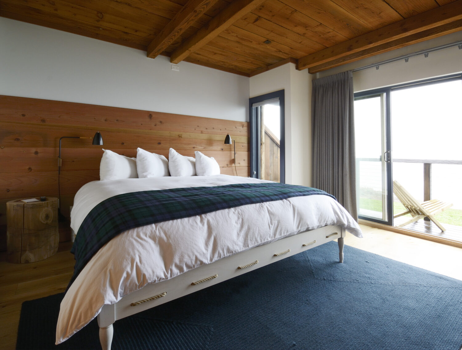 Timber Cove Resort