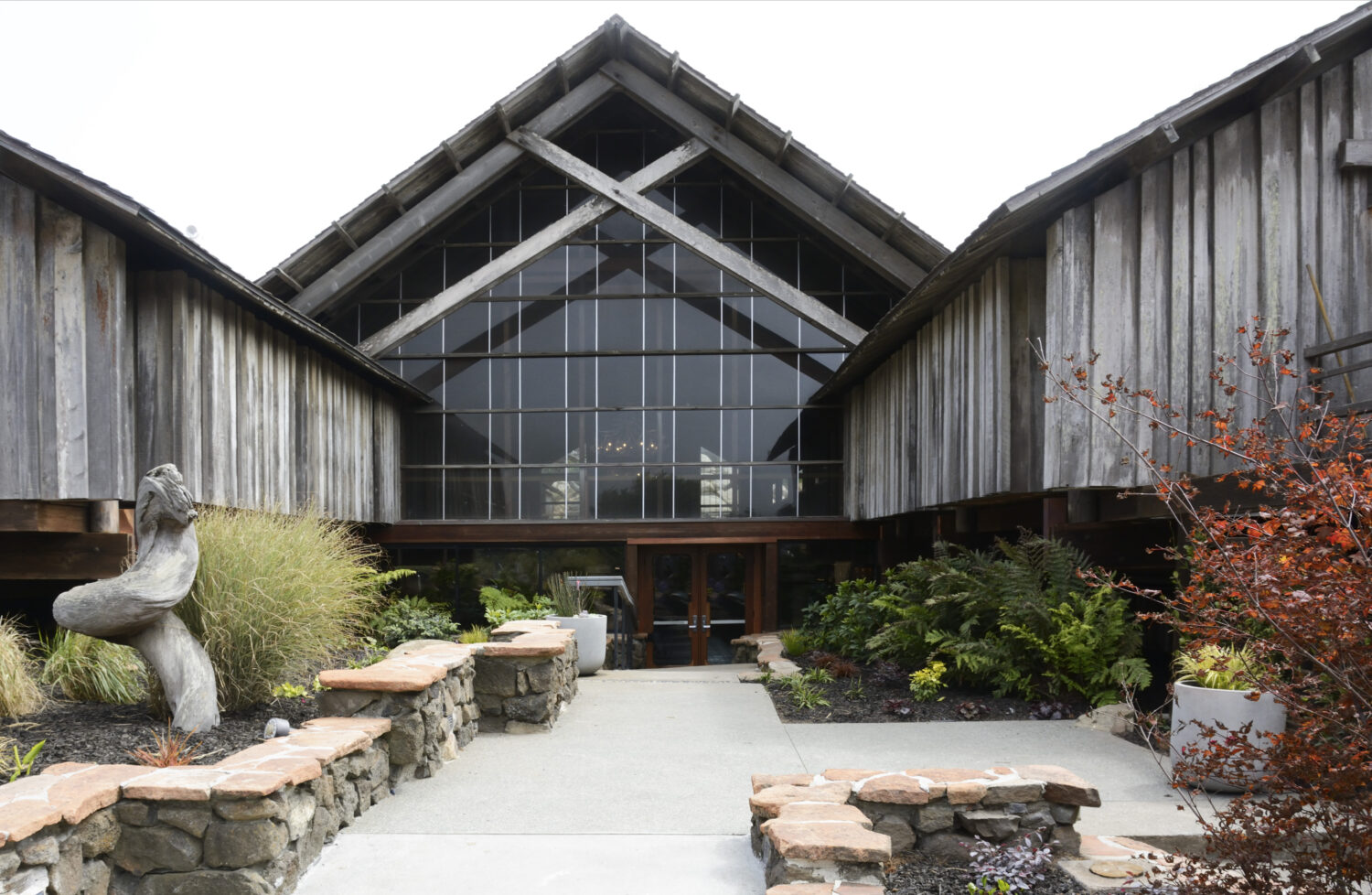 Timber Cove Stay