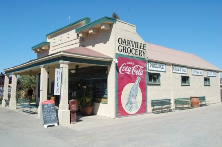 Napa California’s Oakville Grocery A Must Try!