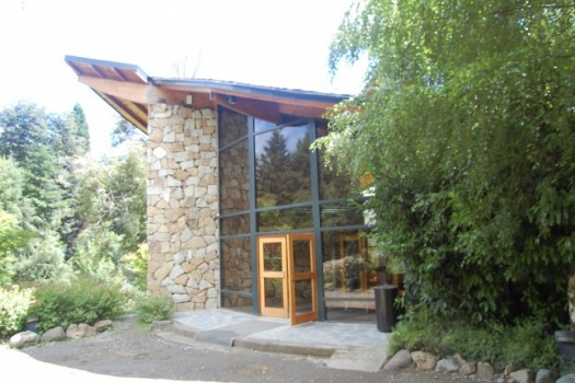 Bariloche’s Design Suites Hotel With Fabulous Lake Views & Killer Suites