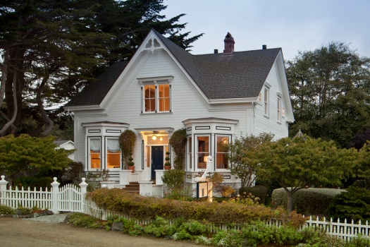 The Charming Blue Door Inn of Mendocino