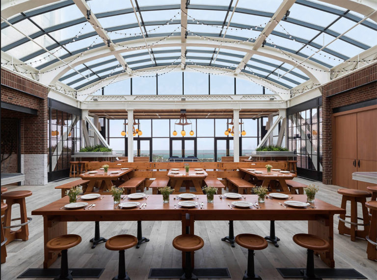 The Best Rooftops in Chicago to Experience The JetSetting Fashionista