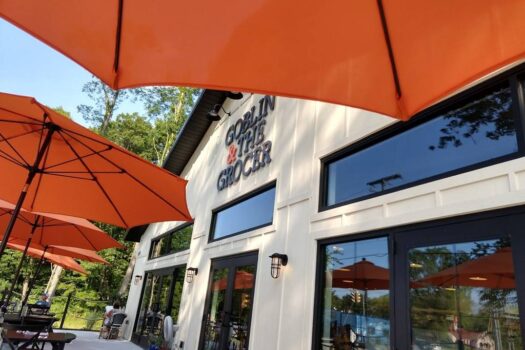The Fabulous Goblin & The Grocer, Beverly Shores