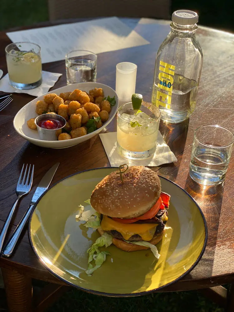 Spirit Bar Dry Creek Kitchen Burger