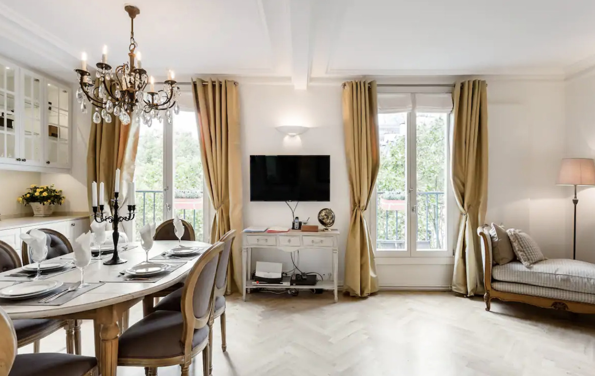 Luxurious Paris Airbnb