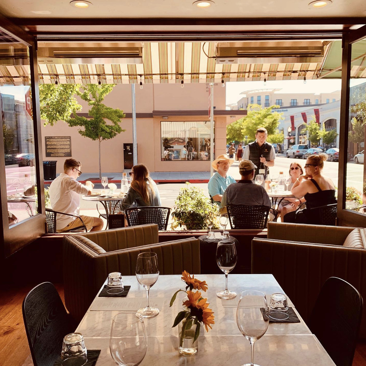 Best Wine Bars in Napa Valley | The JetSetting Fashionista