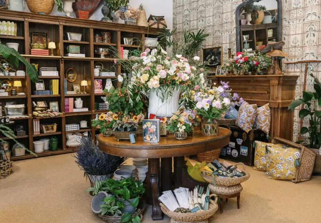 Healdsburg Shopping Guide