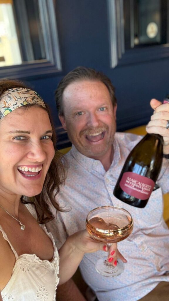 Toasting with Champagne at Healdsburg Bubble Bar | The JetSetting Fashionista