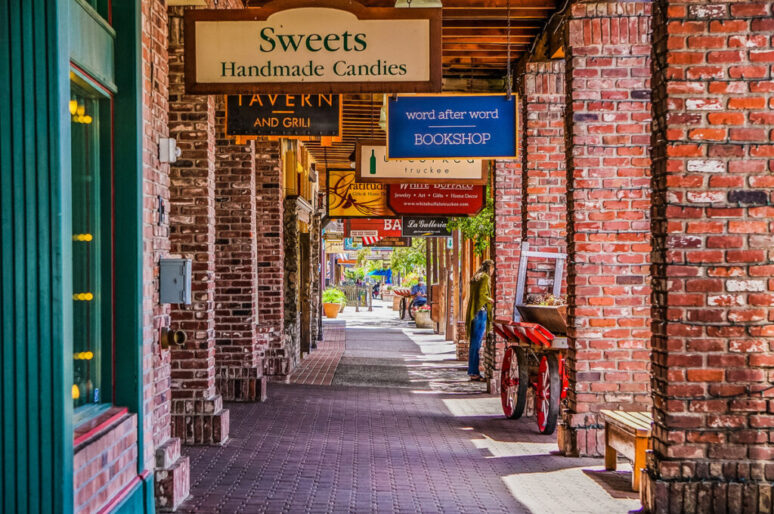 Downtown Truckee Shopping Guide