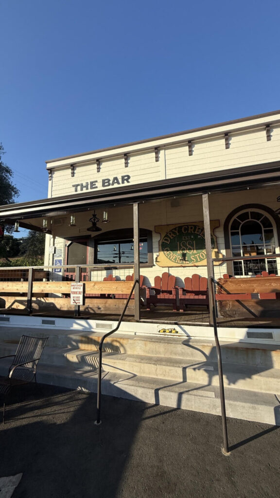 Best Healdsburg Happy Hours